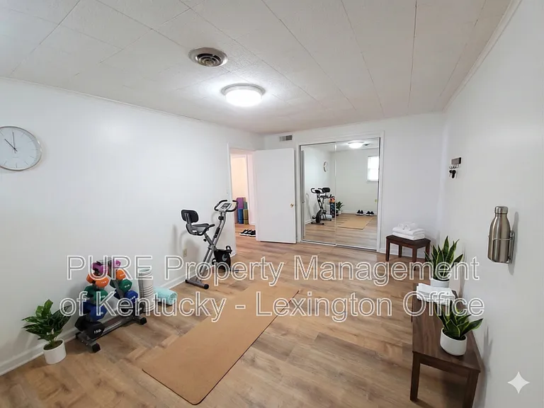 2225 Sandra Ct — Photo 13