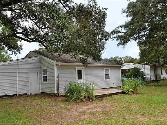 4th image of 4691 Durham Dr