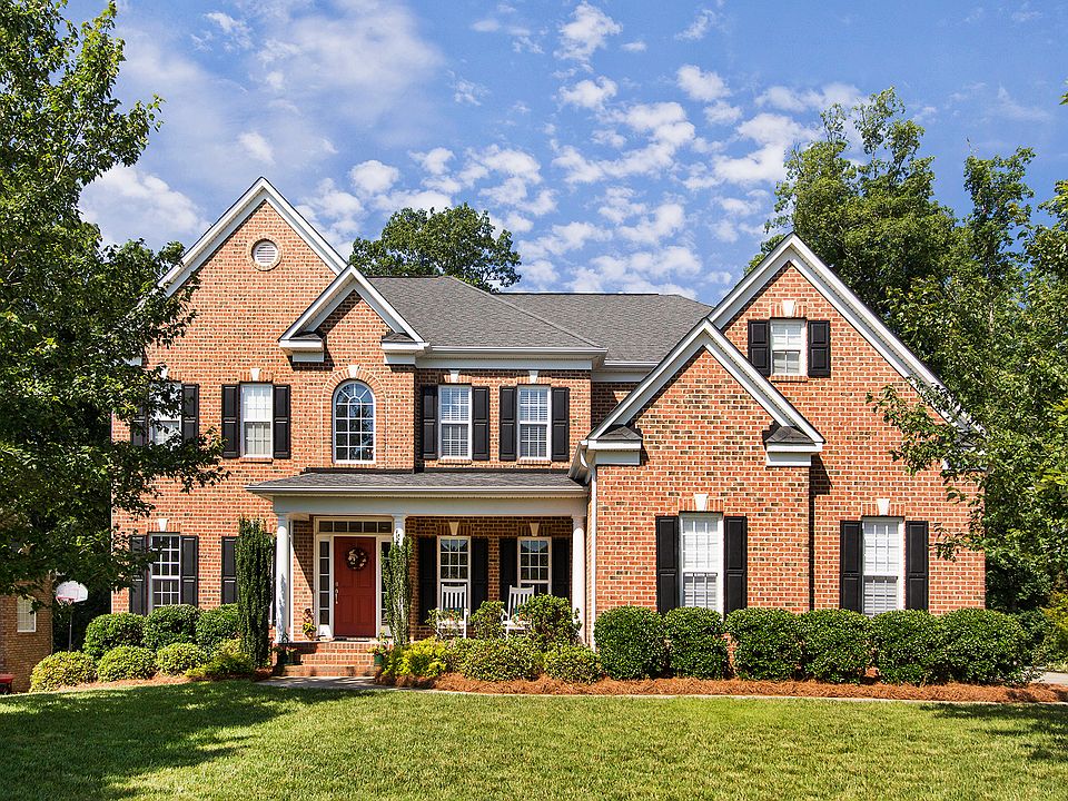 Full Brick 2 Story Home