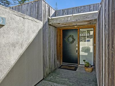 24520 Outlook Dr APT 2, Carmel, CA, 93923