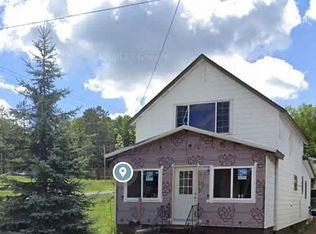 213 E Sellar St, Bessemer, MI 49911