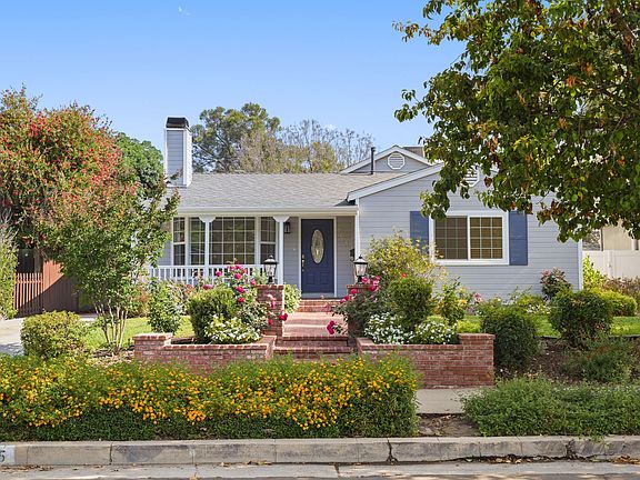 3rd image of 22055 Del Valle St