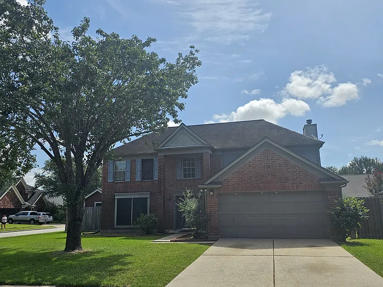 3901 Spring Garden Dr — Photo 17