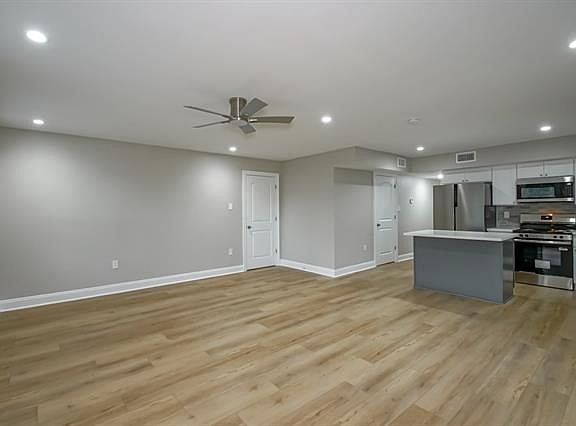 5th image of 2726 4th St