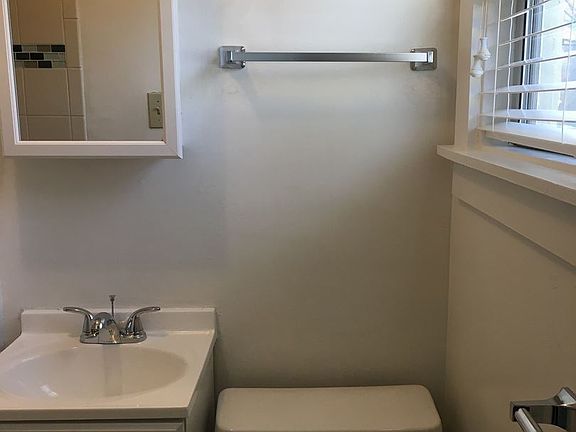 5th image of 1410 G St APT 23