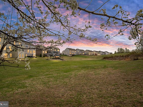 3rd image of 10522 Aspen Highlands Dr