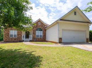 310 Hillcrest Dr, Hiram, GA 30141
