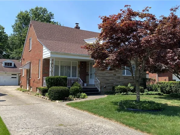 330 E 273rd St, Euclid, OH 44132