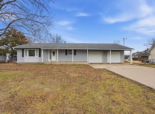 310 Vine St, Wilton, IA 52778