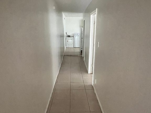 2nd image of 6914 N Central Ave APT 2
