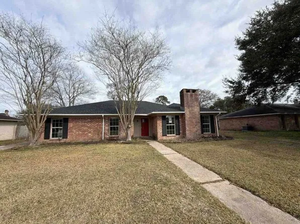 6730 Greenwood Dr, Beaumont, TX 77706