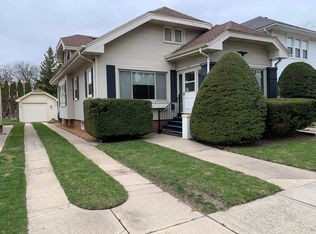 820 Monroe Ave, Racine, WI 53405