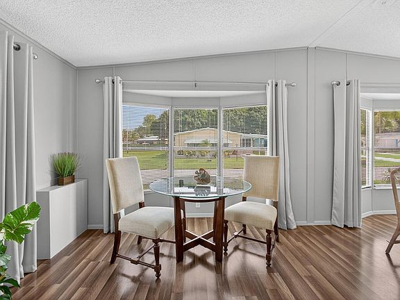 3rd image of 13981 Gorrion Court