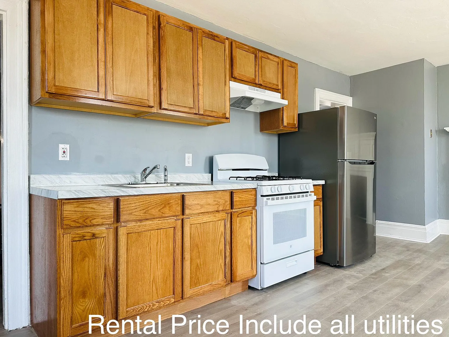 3 bed, 1.5 bath, 1500 sqft, $2,000 — Photo 1