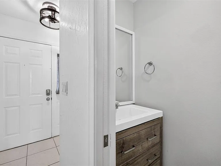 606 S Glen Ave #5 — Photo 19