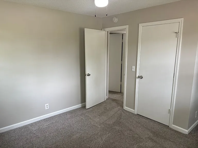 710 Heidi Ct — Photo 12