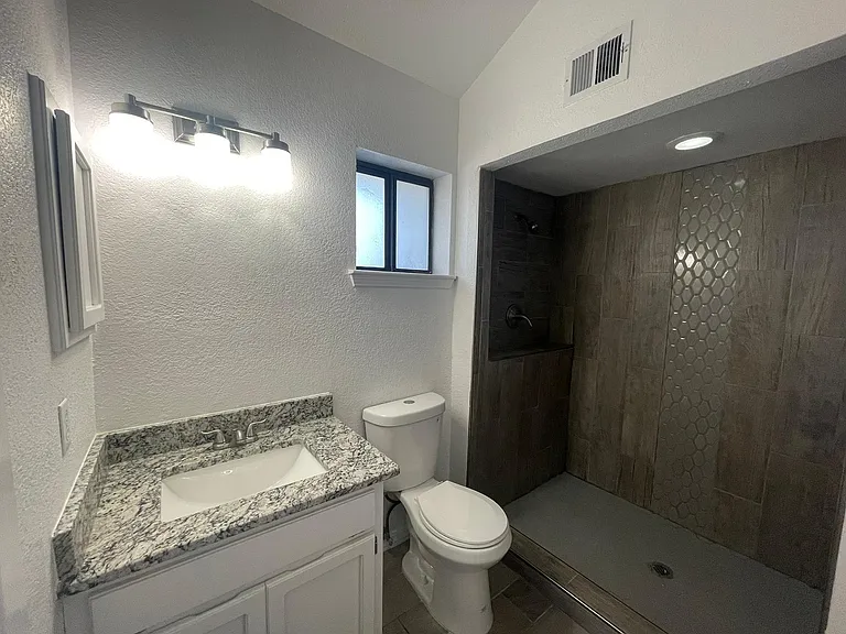 567 Kieffer Ln — Photo 29