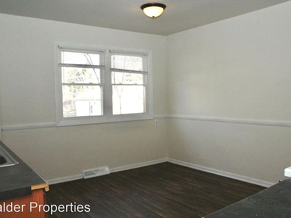 4th image of 3626 Kalamazoo Ave SE