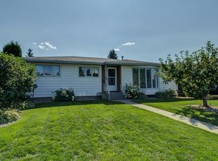 11623 49th Ave NW, Edmonton, AB T6H 0G9