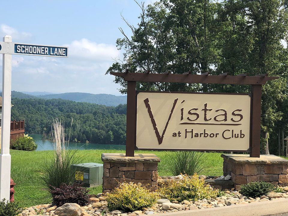Vistas at Harbor Club 
