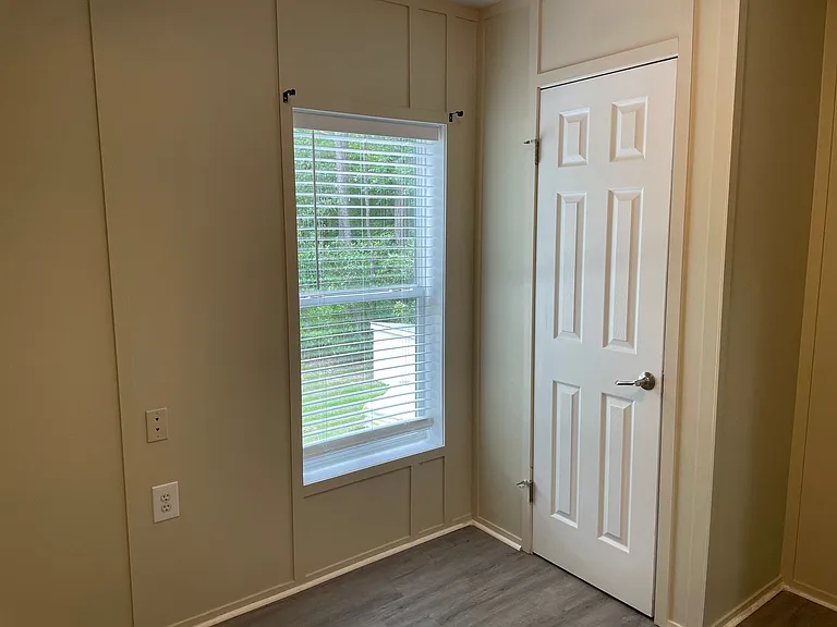 1018 Alandale Pl SE — Photo 9