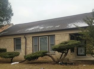 2321 W Hampton Ave, Milwaukee, WI 53209