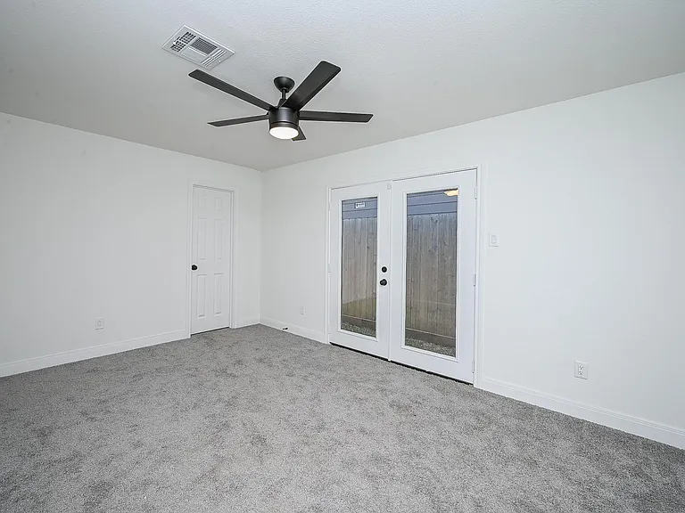 4710 Hershe St — Photo 39