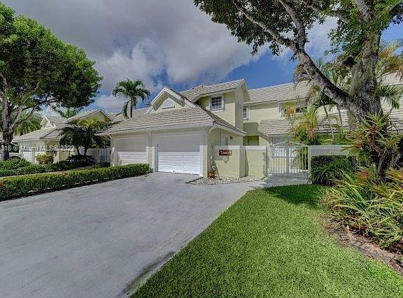 2nd image of 9927 NW 49th Ter