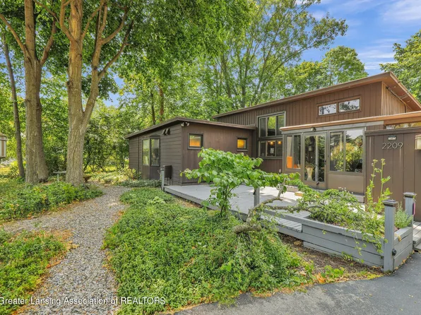 2209 Kent St, Okemos, MI 48864