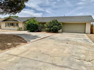 16422 Allthorn St, Hesperia, CA 92345