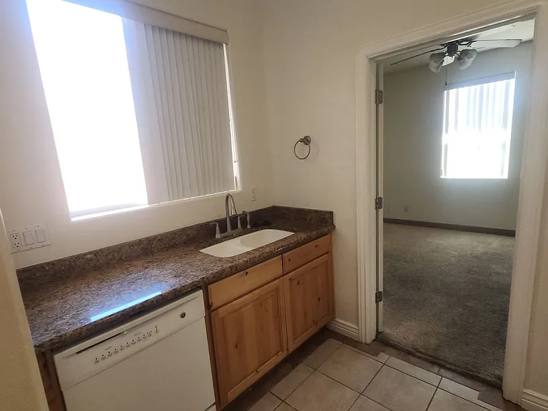 42 N Eastridge Dr — Photo 8