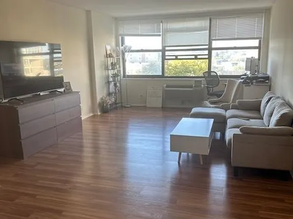 7002 Blvd East image 15 of 22