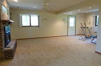 3rd image of 3476 Jamaca Ave N