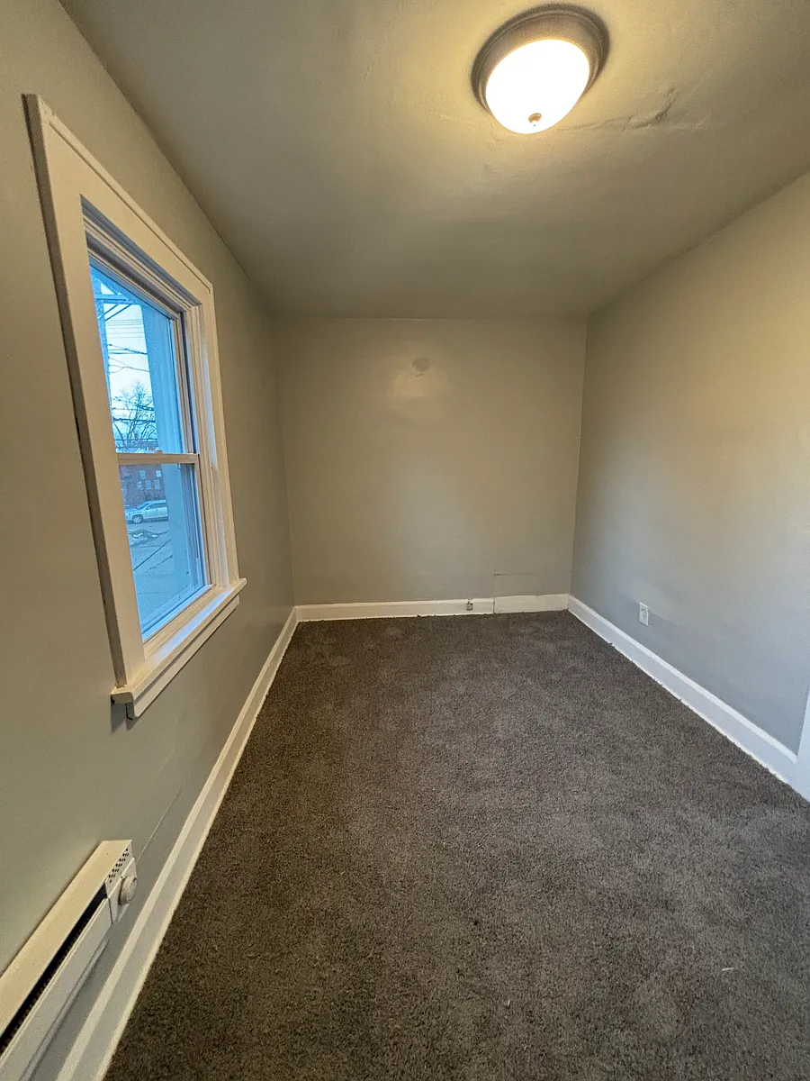 Building Photo - 4710 Storer Ave #2