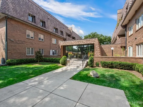 1730 W Galena Blvd APT 203E, Aurora, IL 60506