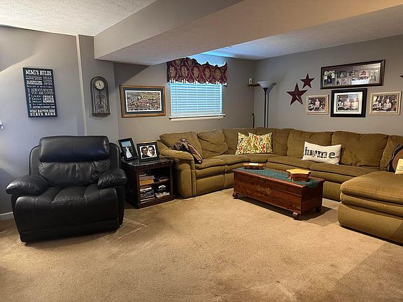 5th image of 854 Crescent Dr