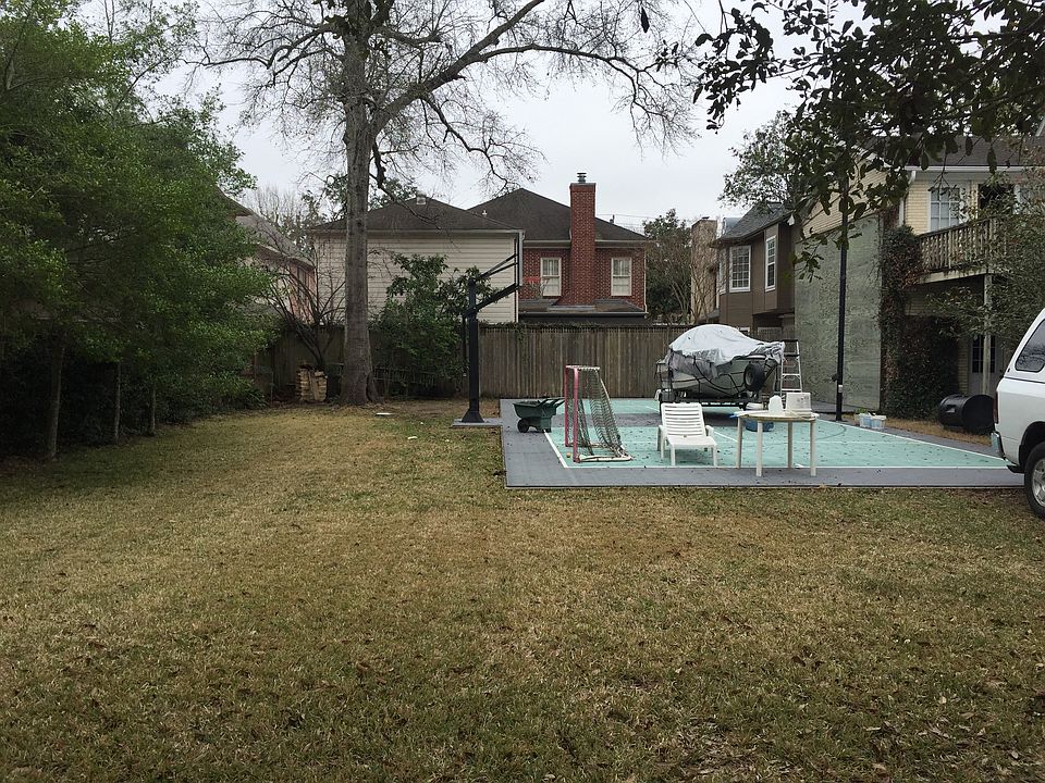 2nd image of 6131 Charlotte St