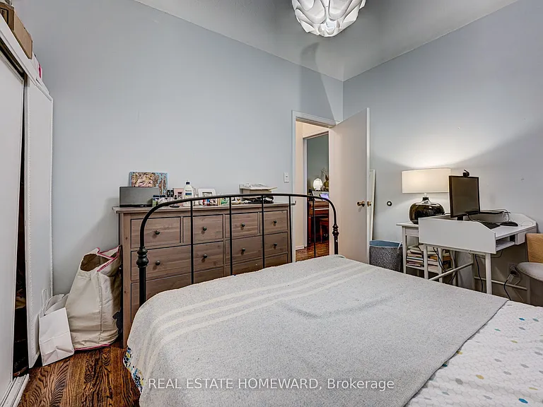 66 Mackenzie Cres #MAIN FL — Photo 21