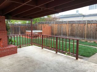 1095 W Hacienda Ave, Campbell, CA 95008