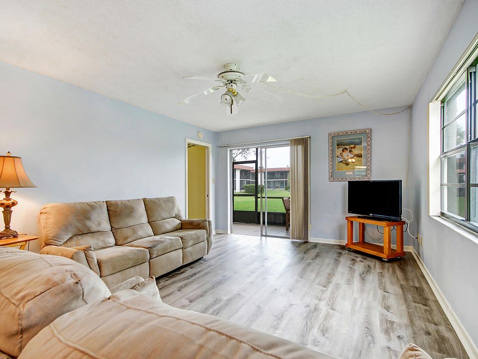 1st image of 200 Saint Lucie Ln APT 405