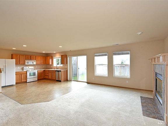 4th image of 9412 186th Street Ct E