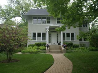 226 9th St, Wilmette, IL 60091