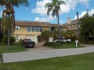 1566 Mullet Ln, Naples, FL 34102