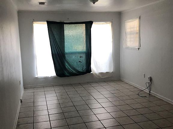 5th image of 4550 Gibbens Payne Ave