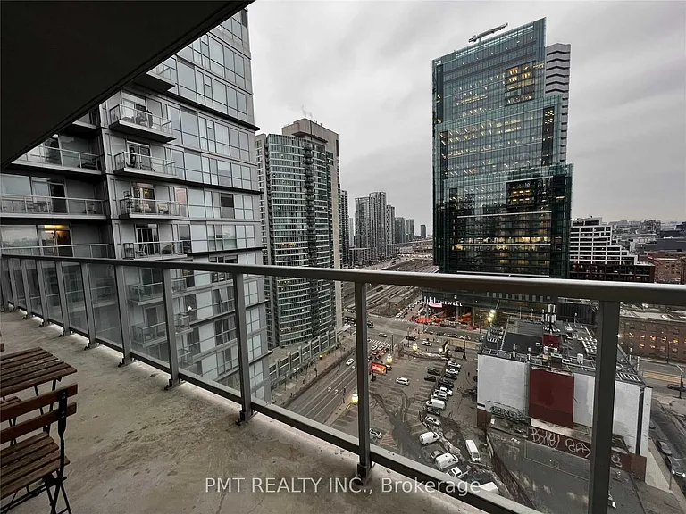 352 Front St W #2014 — Photo 22