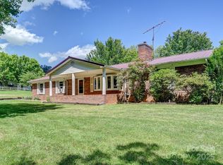 522 Bailey Mountain Rd, Mars Hill, NC 28754