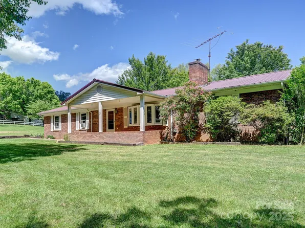 522 Bailey Mountain Rd, Mars Hill, NC 28754