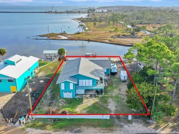 323 Gander St, Eastpoint, FL 32328