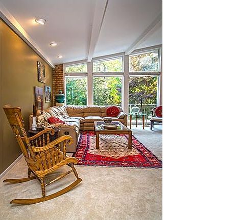 2nd image of 32820 Colony Hill Dr