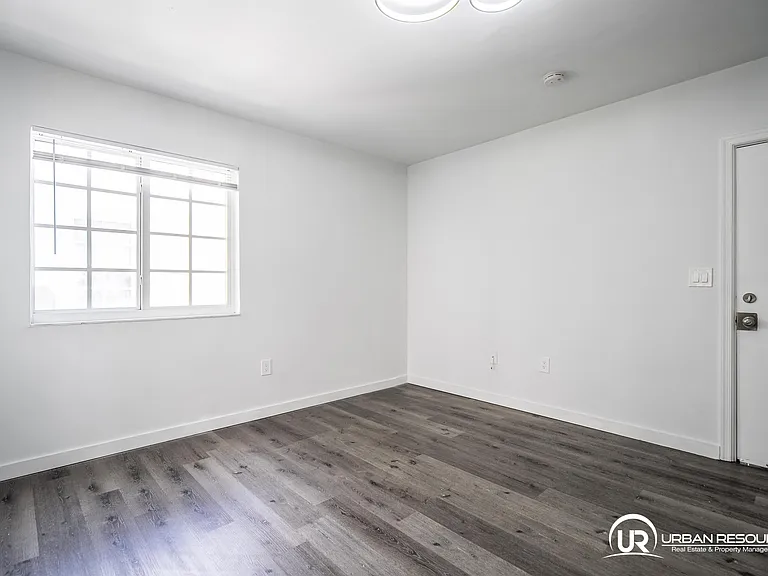 922 Pennsylvania Ave #206 — Photo 7